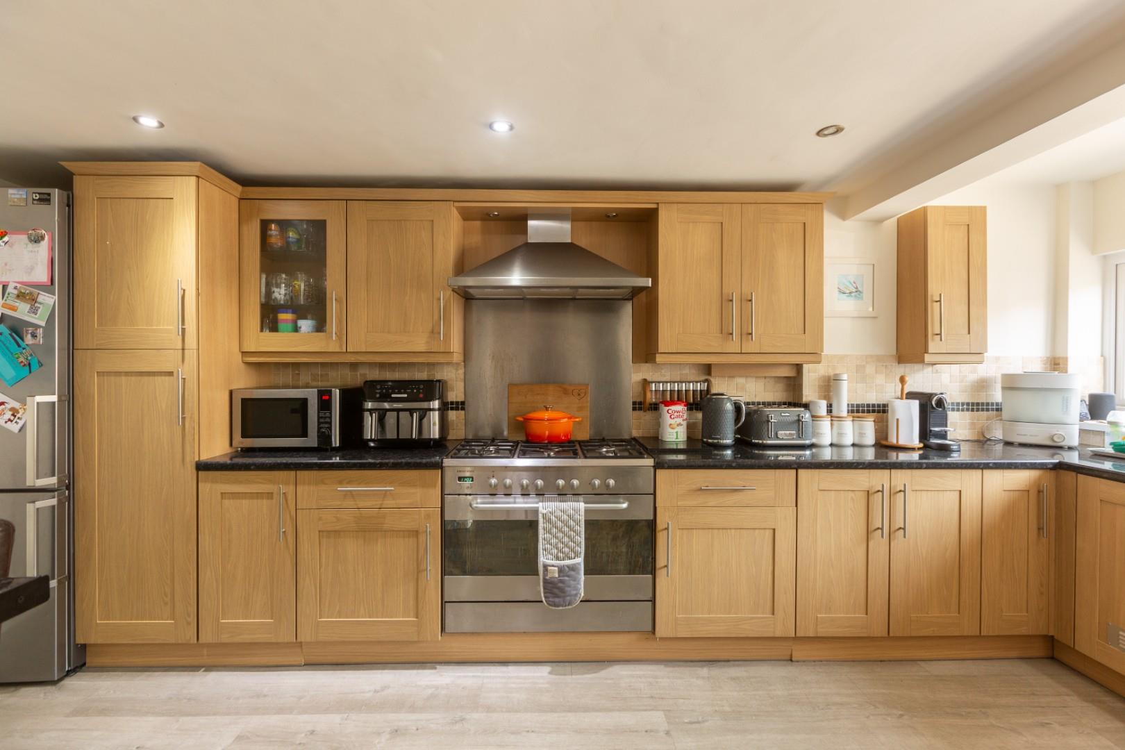 Plunch Lane, Mumbles, Swansea, SA3 4JE
